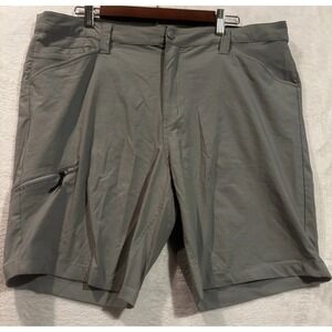 NEW Ocean Coast Men's 38 Gray‎ Straight Leg Stretch Zipper Pockets Lightweight